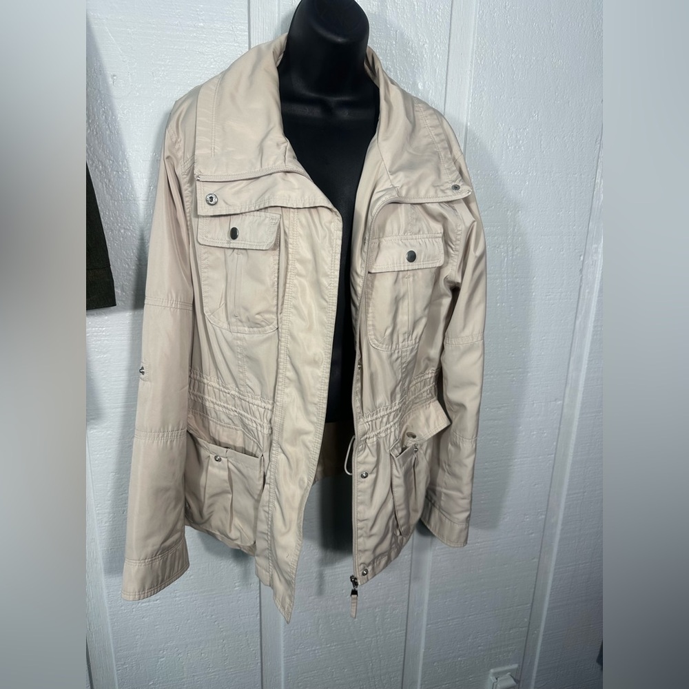 St.Johns Bay Tan Woman’s Zip Front Jacket  Size XL EUC